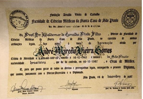 Diploma de Médico — Faculdade de Ciências Médicas da Santa Casa de São Paulo, 1987